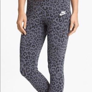 Leopard Nike Leggings